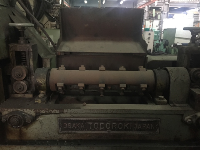 USED WIRE STRAIGHTENING MACHINE