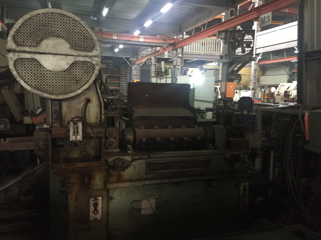 USED WIRE STRAIGHTENING MACHINE